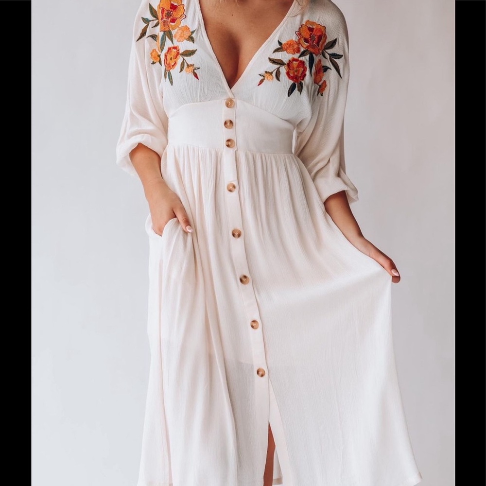 SOUTHERN ALTERNATIVE Golden Valley Embroidered Dress